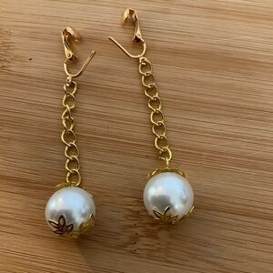 Hand Crafted Pearl Clip on Earrings White Gold Dangle Crop Pearl on Chain